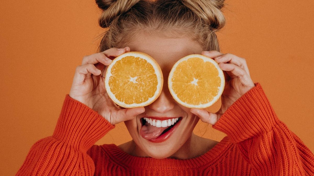¿Qué hace la vitamina C en tu piel? Y los mejores productos que la contienen