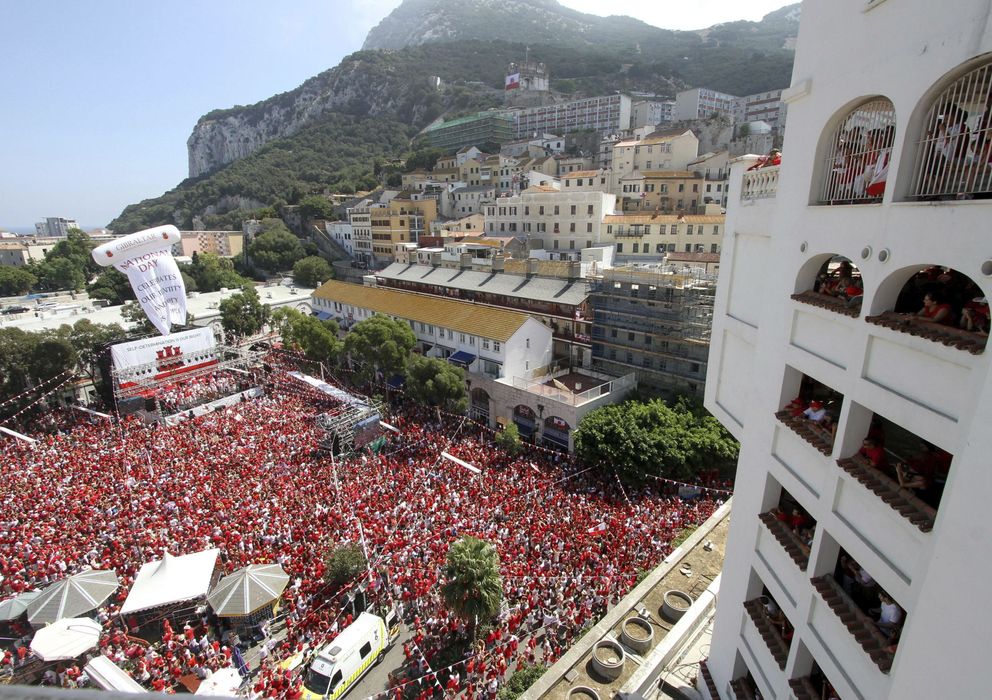 Foto: Vista de la celebración del Día Nacional de la colonia en Gibraltar (EFE)