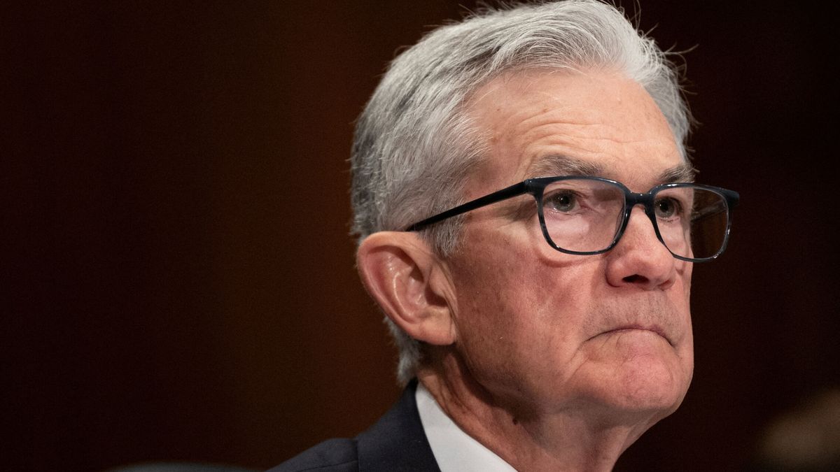 La Fed mantiene los tipos en el 5,5% y sigue anticipando tres recortes para este año