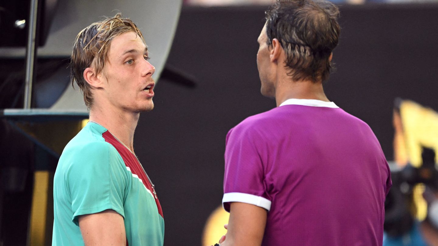Shapovalov y Nadal al término del partido. (Reuters/Morgan Sette)