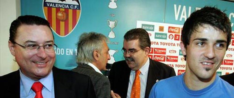 Foto: Villa ya está en Valencia tras perder los nervios en el juicio con su ex agente