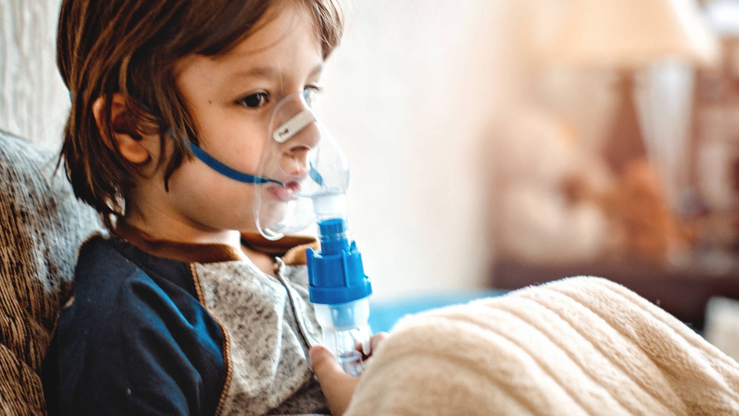 El asma es una de las principales causas de hospitalización infantil. (iStock)