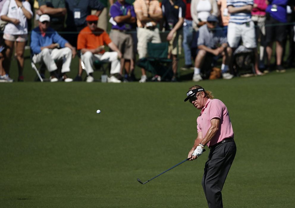 Foto: El golfista español Miguel Ángel Jiménez brilló en la jornada del sábado en el Masters de Augusta.