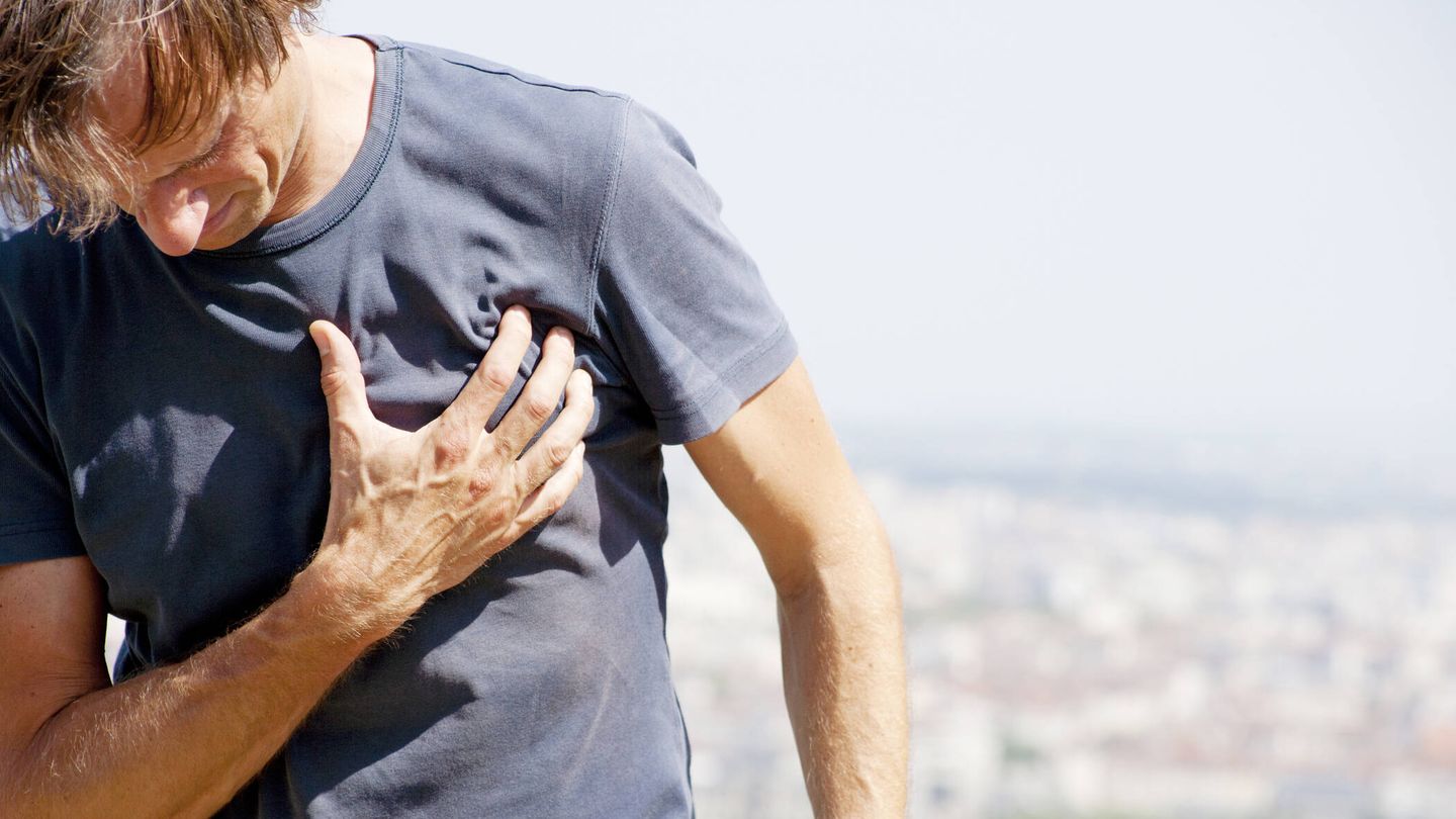 La aterosclerosis puede propiciar accidentes cardíacos como un infarto de miocardio. (iStock)