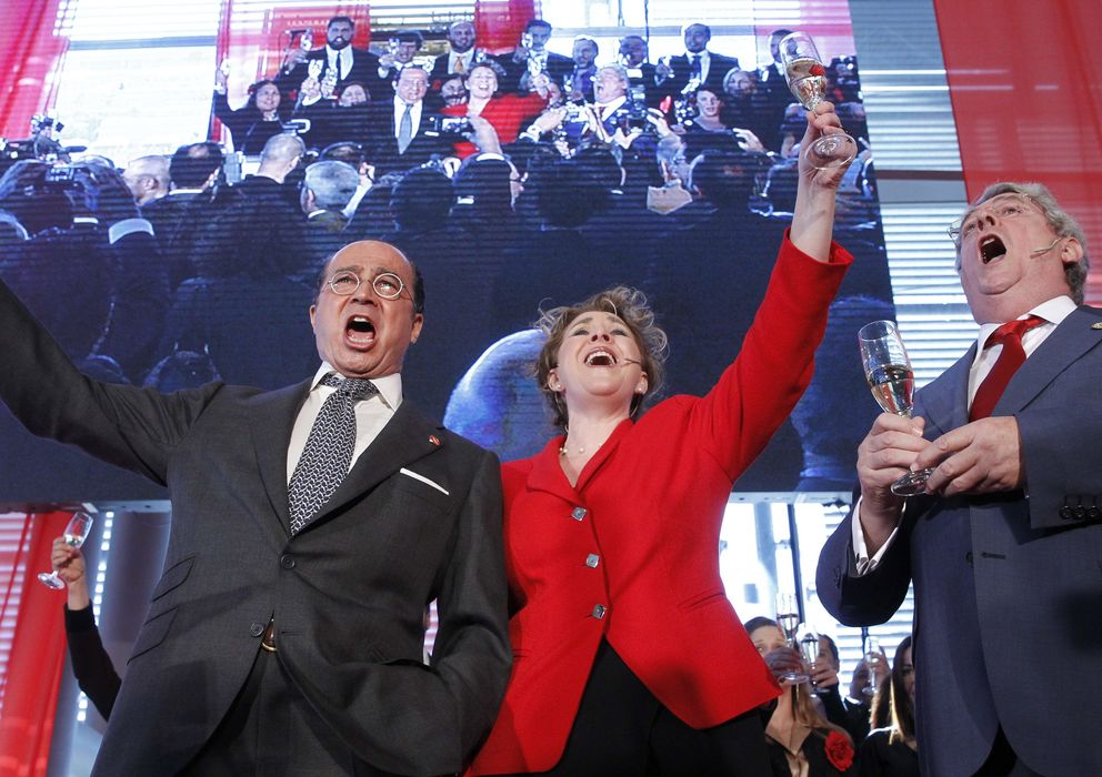 Foto: El presidente de Iberia canta 'La Traviata'. (EFE)