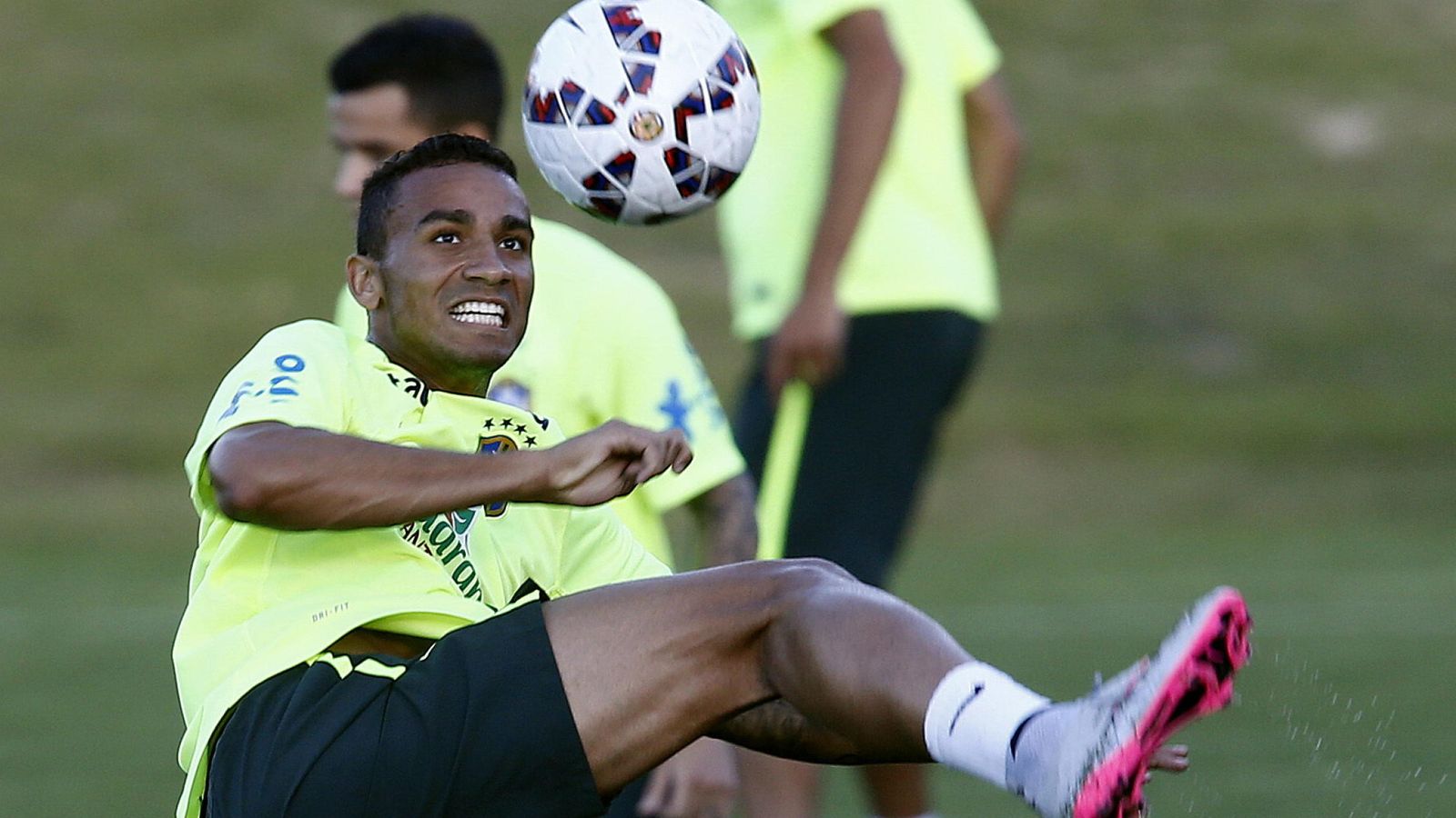 Foto: Danilo debió abandonar la Copa América por una lesión.