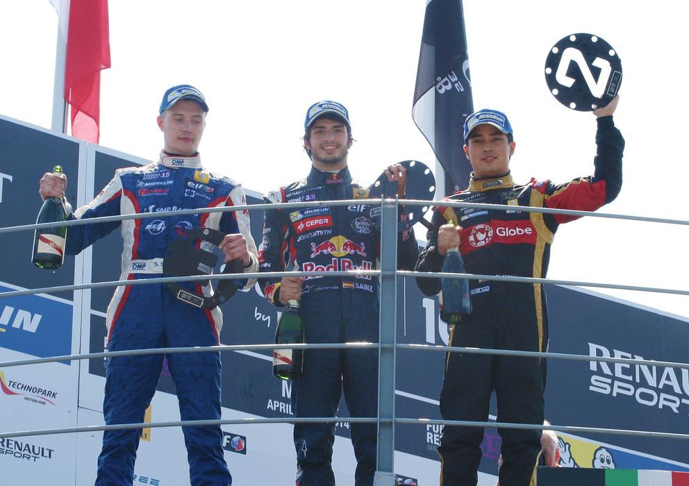 Foto: Carlos Sainz Jr en el podio del GP de Italia