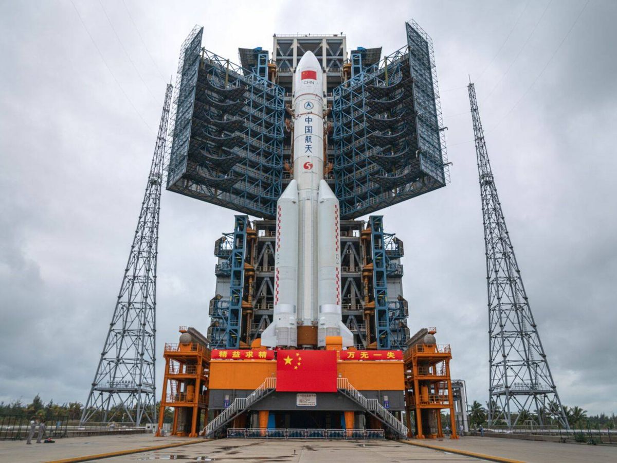Foto: China usará sus cohetes pesados para poner su primera estación eléctrica orbital en 2030