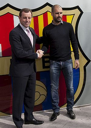 Pep Guardiola renovará por el Barça pero antes hace sufrir a su 'amigo' Rosell