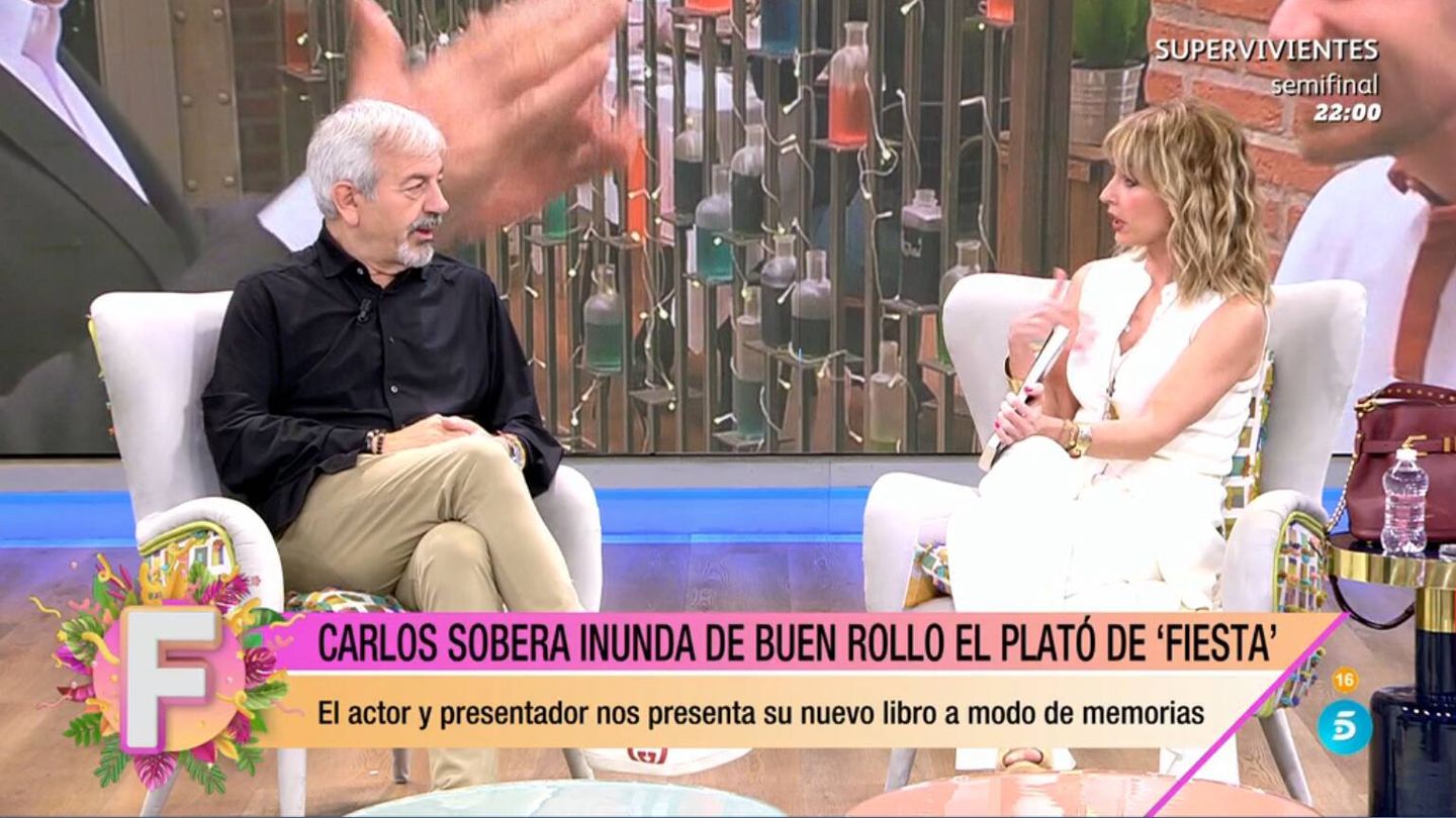 Emma García entrevista a Carlos Sobera en 'Fiesta'. (Mediaset)