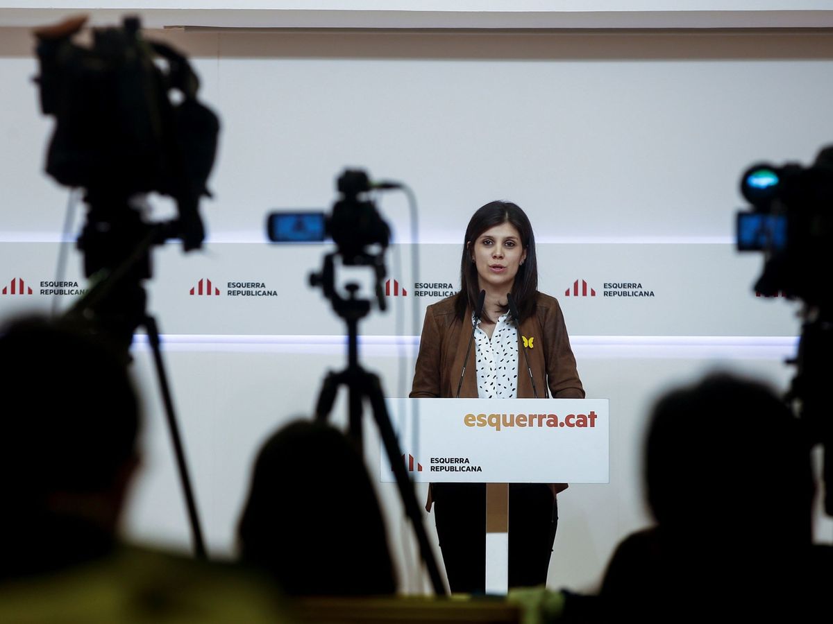 Foto: La portavoz de ERC, Marta Vilalta, en una rueda de prensa. (EFE)