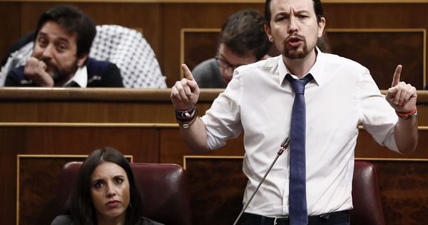 Foto: El líder de Podemos, Pablo Iglesias, durante su intervención en la última sesión de control al Gobierno en el Congreso de los Diputados. (EFE)