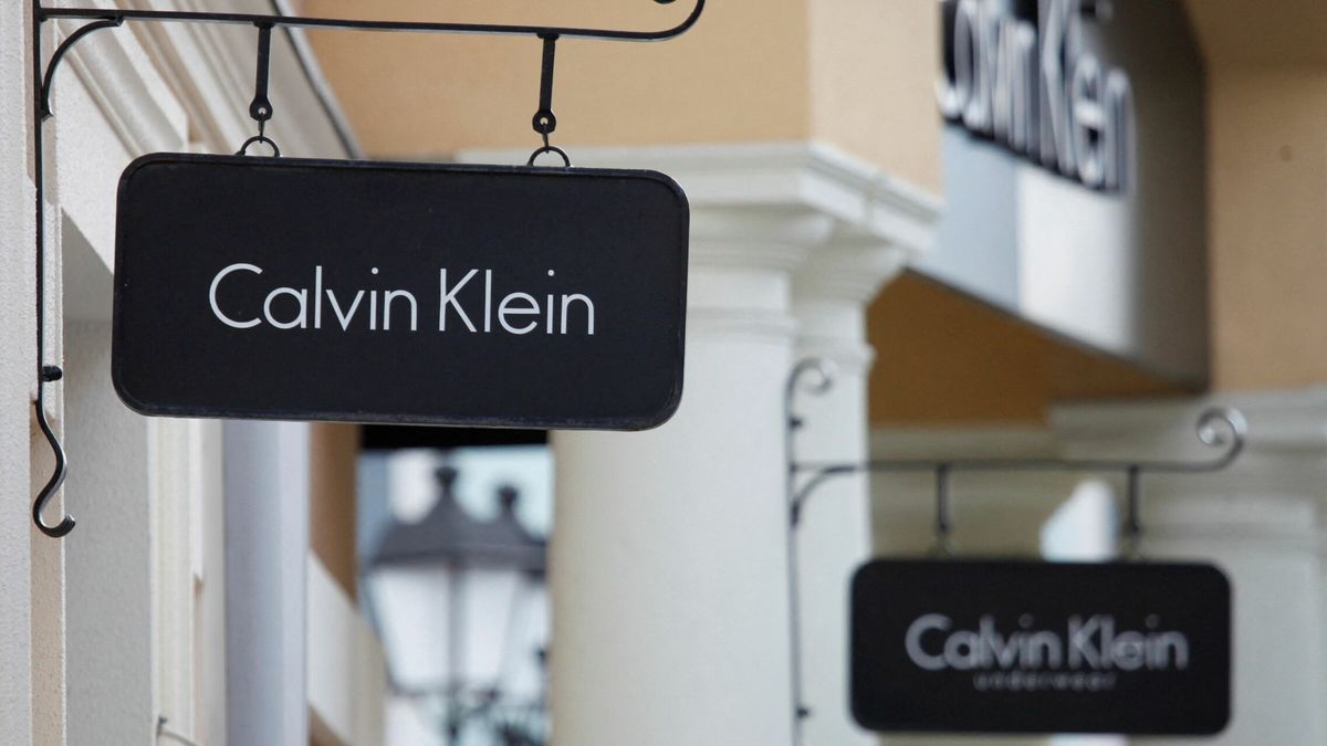 El dueño de Calvin Klein se derrumba un 22% en bolsa tras admitir la caída de ingresos