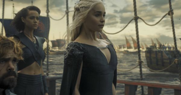 Foto: Daenerys cruzando, por fin, el Mar Angosto en 'Juego de tronos'.