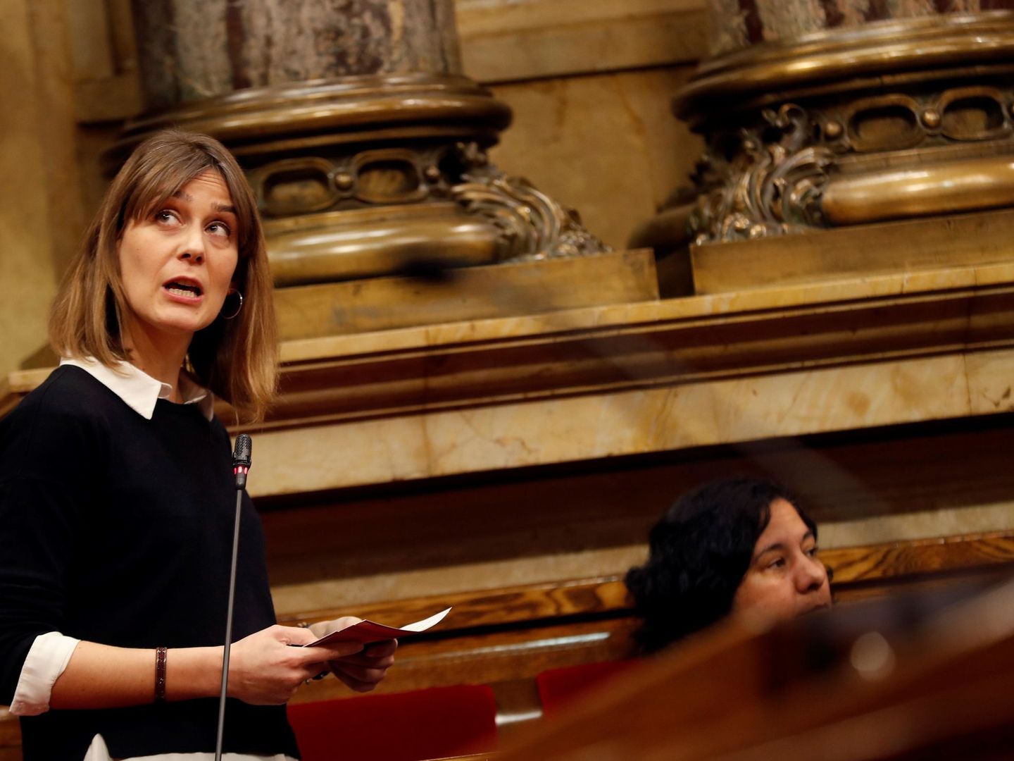 La líder de Catalunya en Comú Podem, Jéssica Albiach, en el Parlament. (EFE)