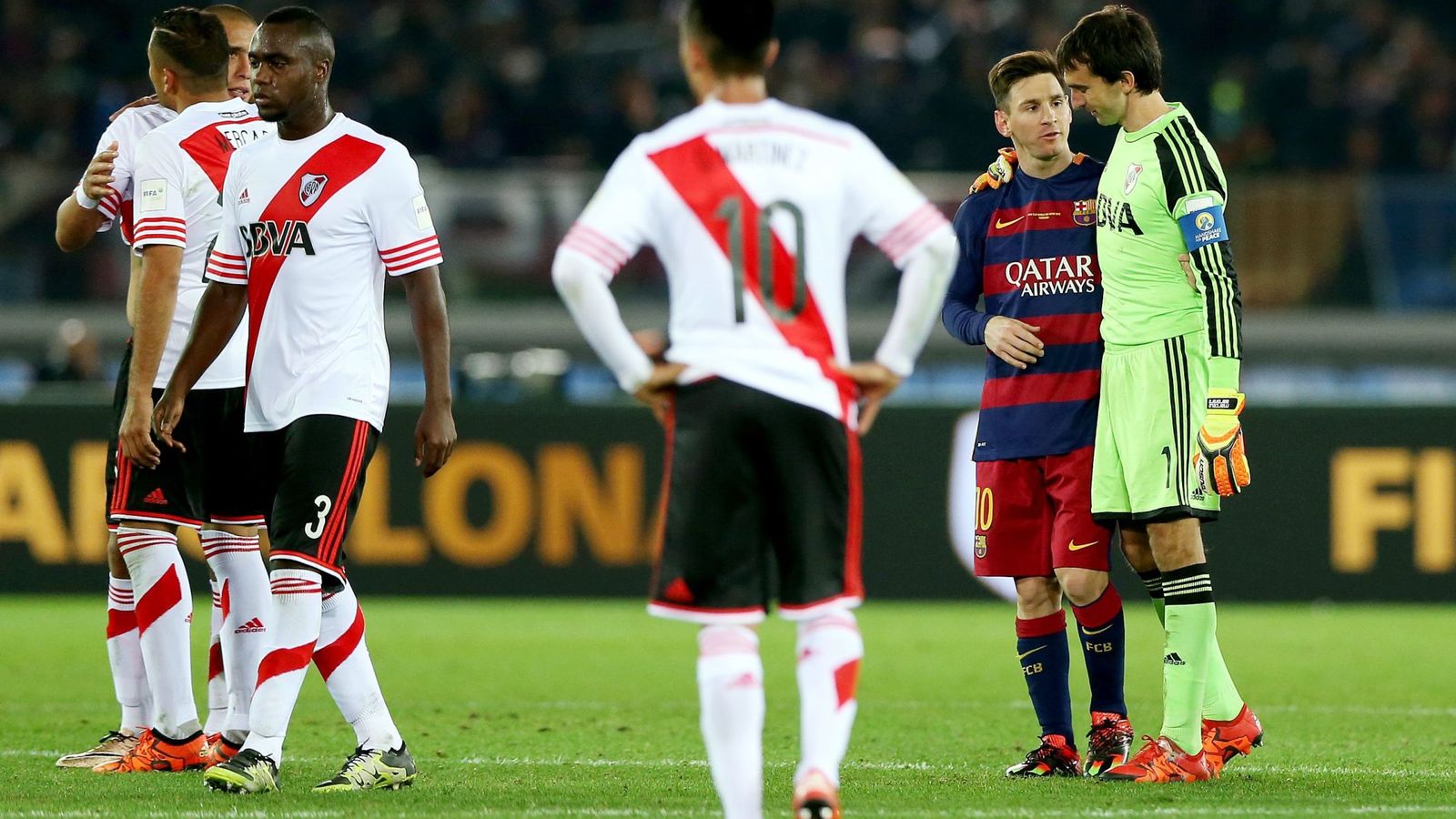 Foto: Messi marcó el 0-1 en la final del Mundial de Clubes (Efe)