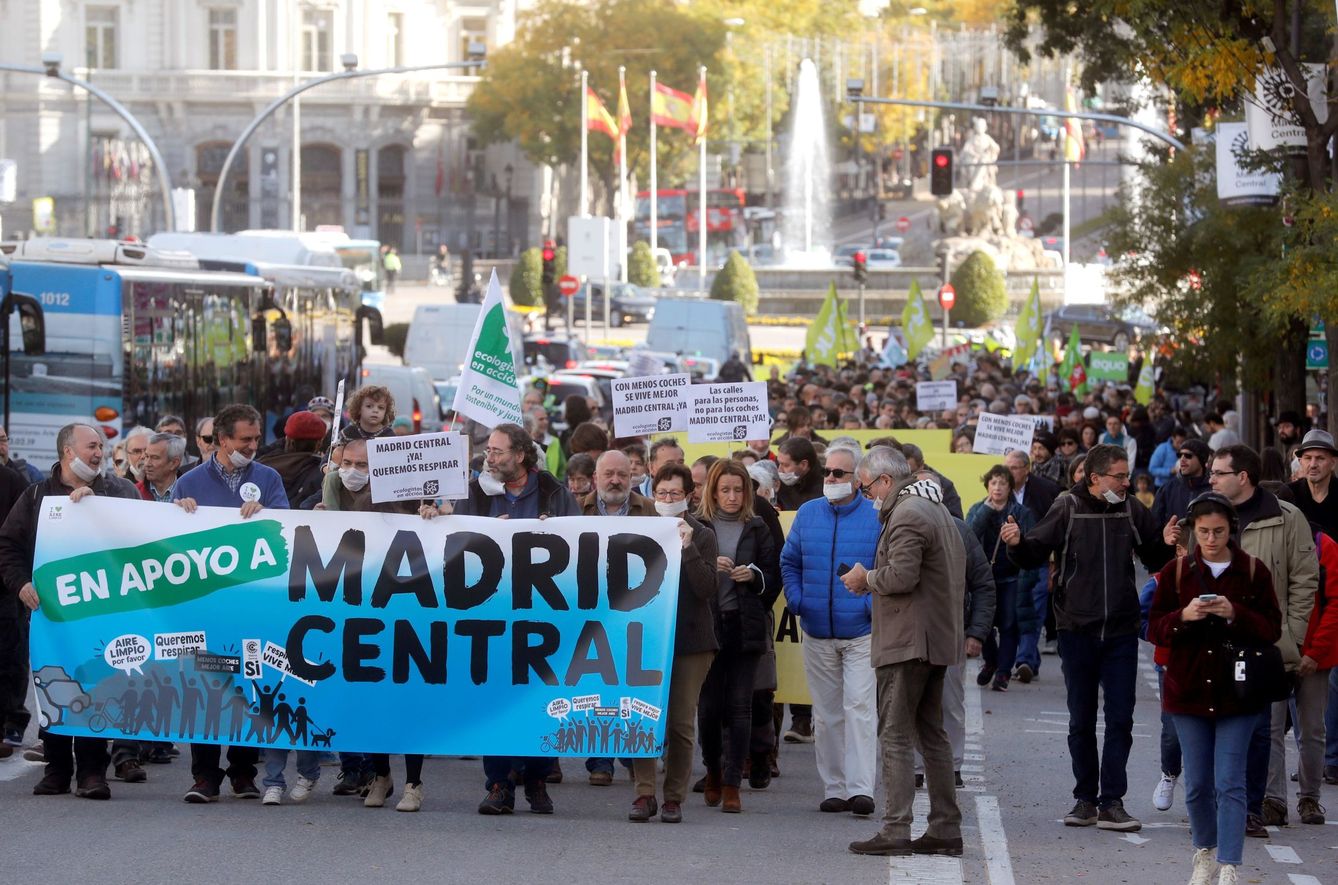 Manifestación en apoyo a Madrid Central. (EFE)