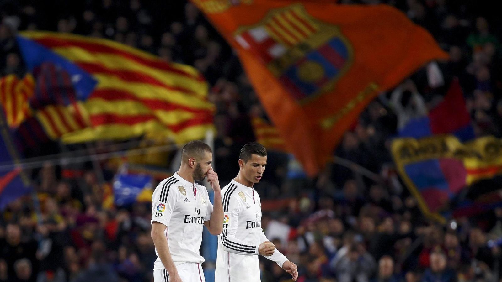 Foto: Benzema y Cristiano Ronaldo, durante el último Clásico disputado en el Camp Nou (Reuters)