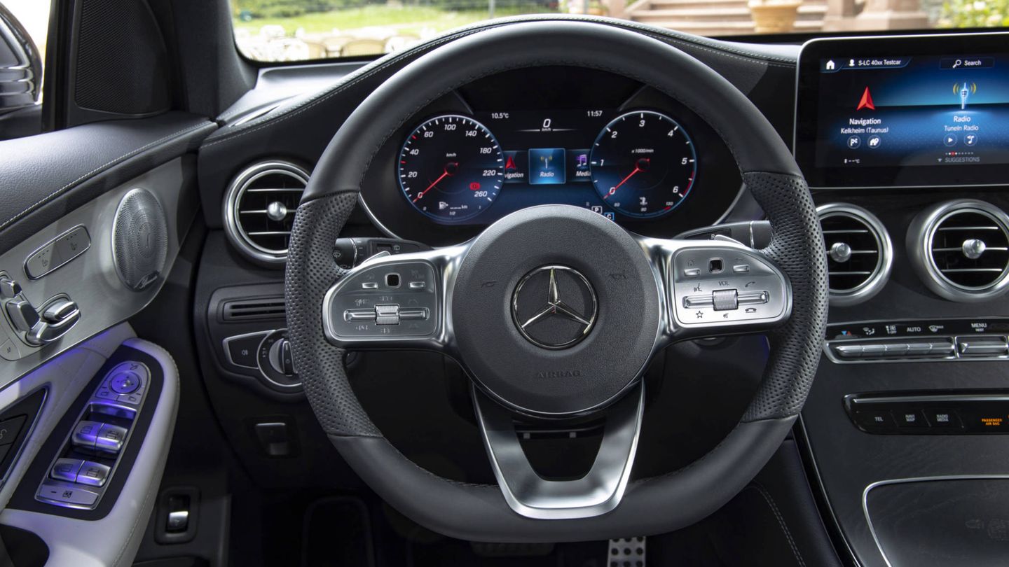 Interior del nuevo Mercedes GLC 300d. 