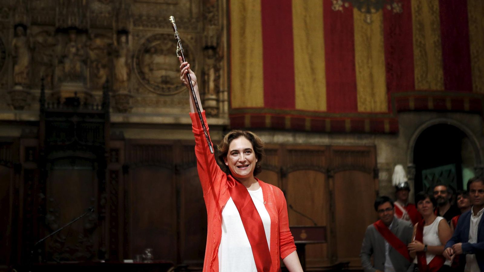 Foto: Ada Colau, durante la toma de posesión como alcaldesa de Barcelona. (Reuters)