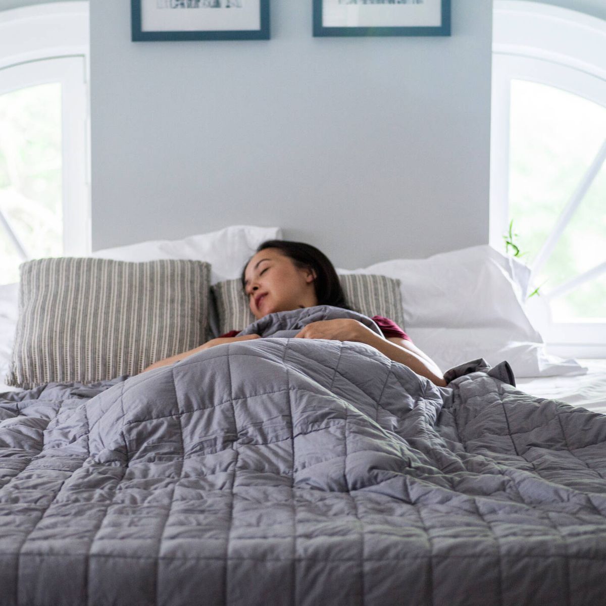 Cómo una manta pesada puede ayudarte a combatir el insomnio y la ansiedad?  