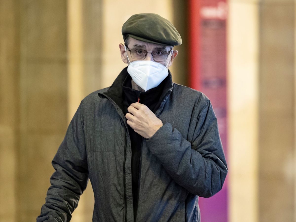 Foto: El exdirigente etarra Josu Ternera llega al Palacio de Justicia de París. (EFE)