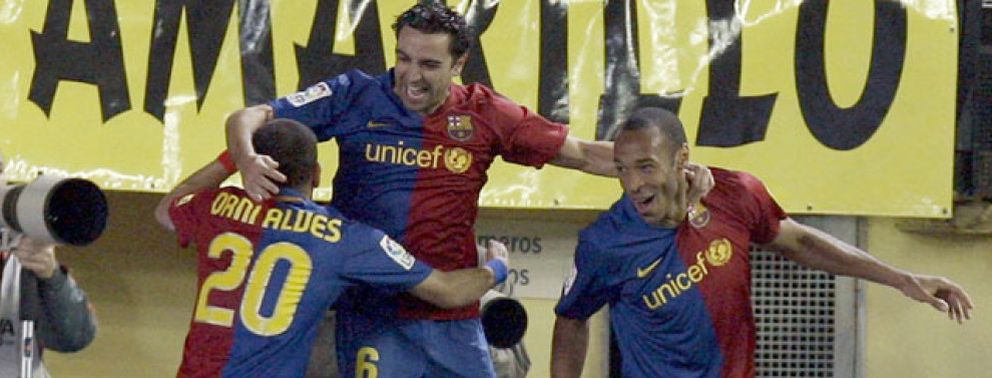 Foto: El 'Súper Barça' de los récords desespera al Villarreal