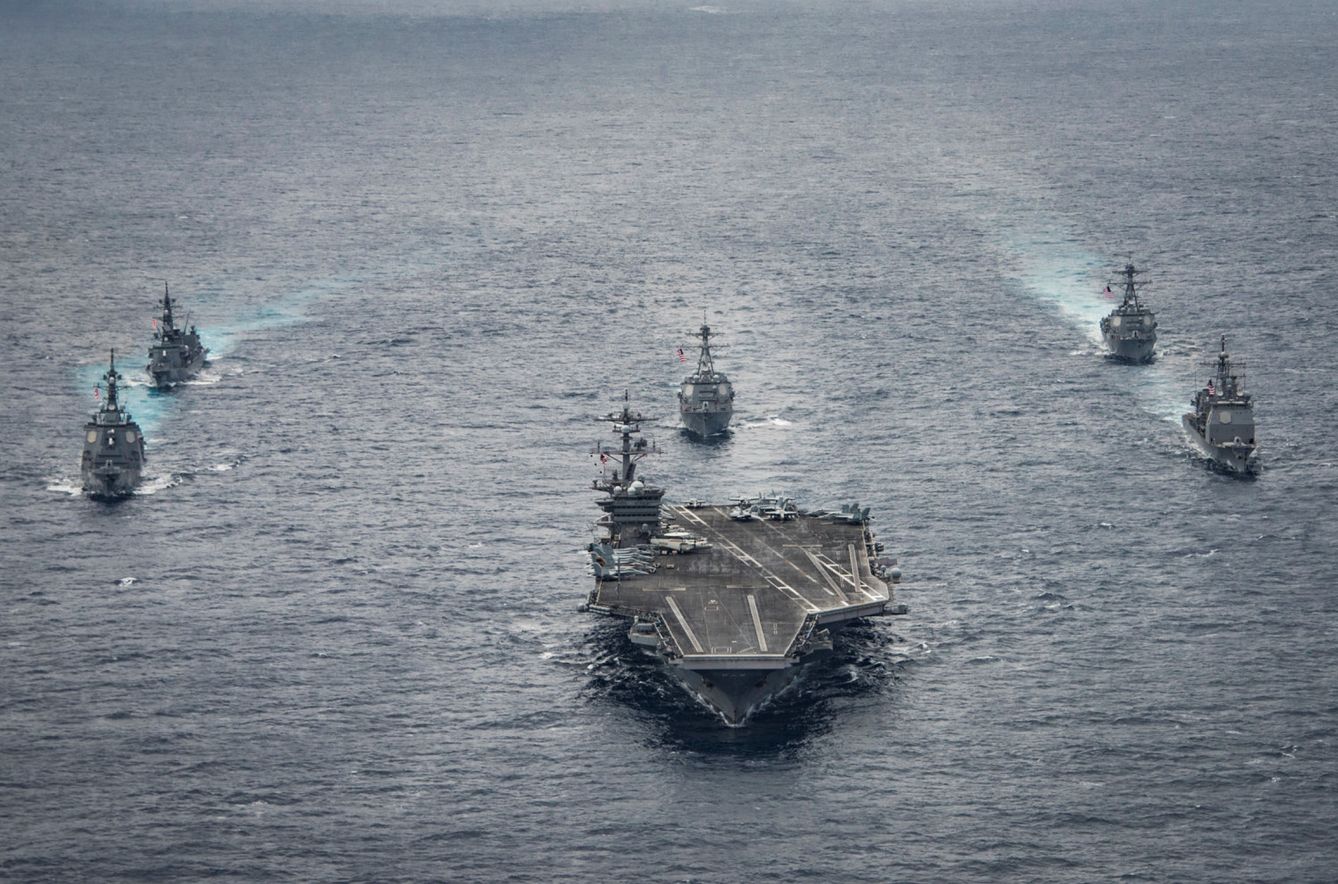 El USS 'Carl Vinson', durante unas maniobras en el Mar de Filipinas. (Reuters)