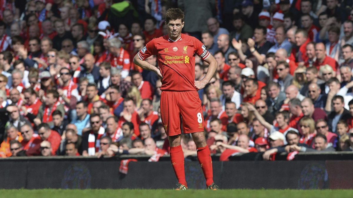 Steven Gerrard, leyenda del Liverpool, se retira tras 19 años en la élite