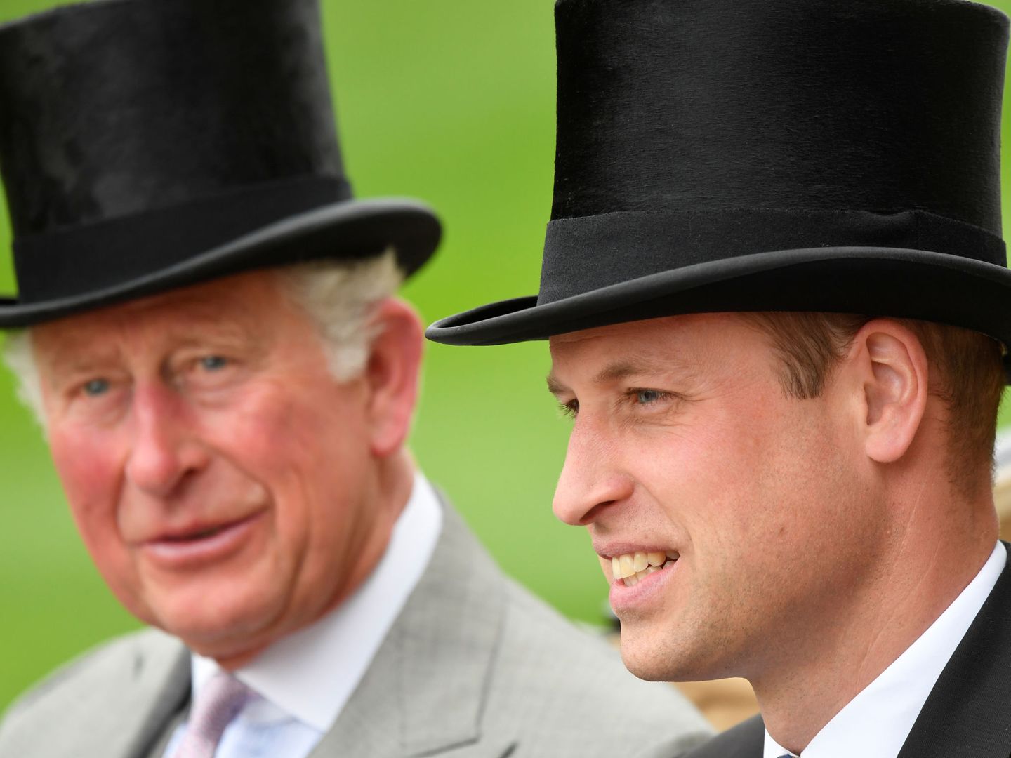 Los príncipes Carlos y Guillermo de Inglaterra, en una imagen de archivo. (Reuters)