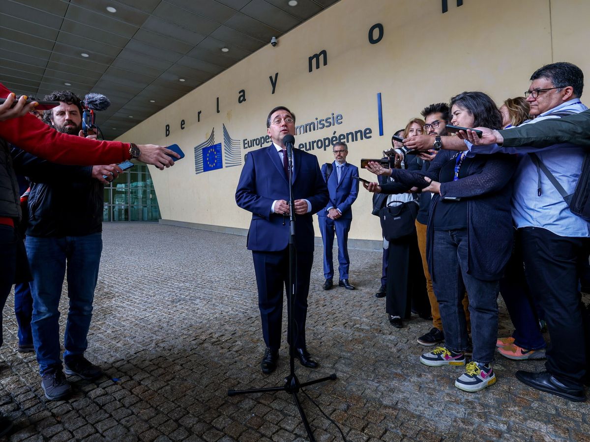 Foto: El ministro de Asuntos Exteriores, José Manuel Albares, en Bruselas. (EFE/Olivier Hoslet)