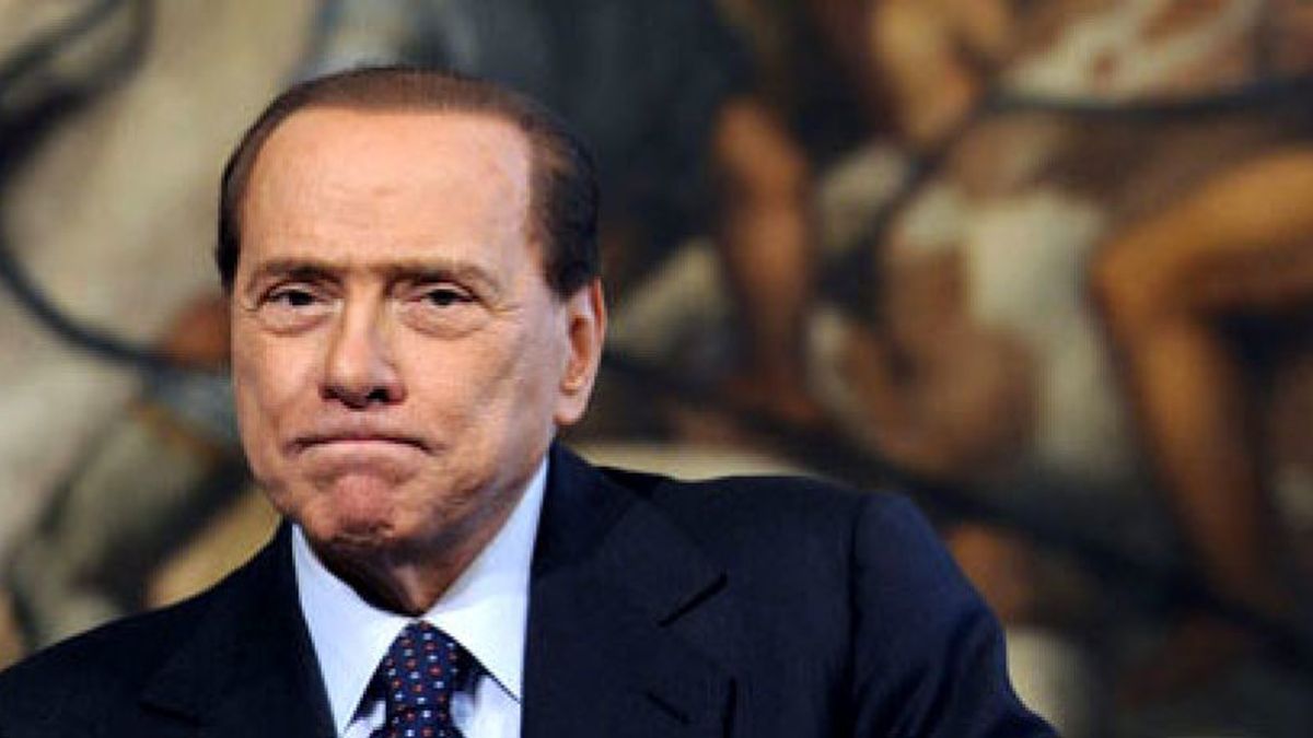 Berlusconi anuncia su dimisión