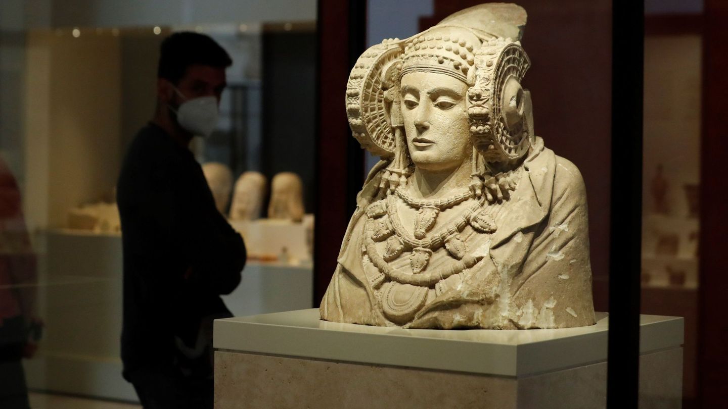 La dama de Elche en el Museo Arqueológico Nacional, en Madrid. (EFE/J.J. Guillén)