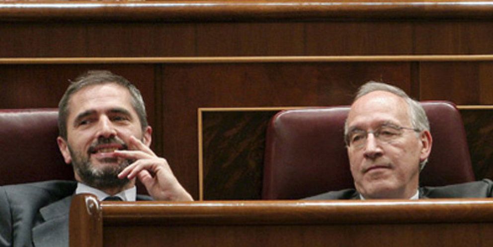 Foto: Aragonés (PP) encabeza la lista de los 13 diputados más vagos del Congreso