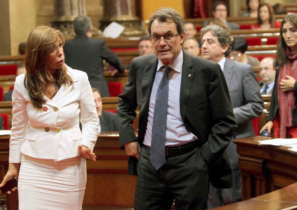 Foto: El presidente de la Generalitat, Artur Mas (d), y la lider del PPC, Alicia Sánchez Camacho (EFE)