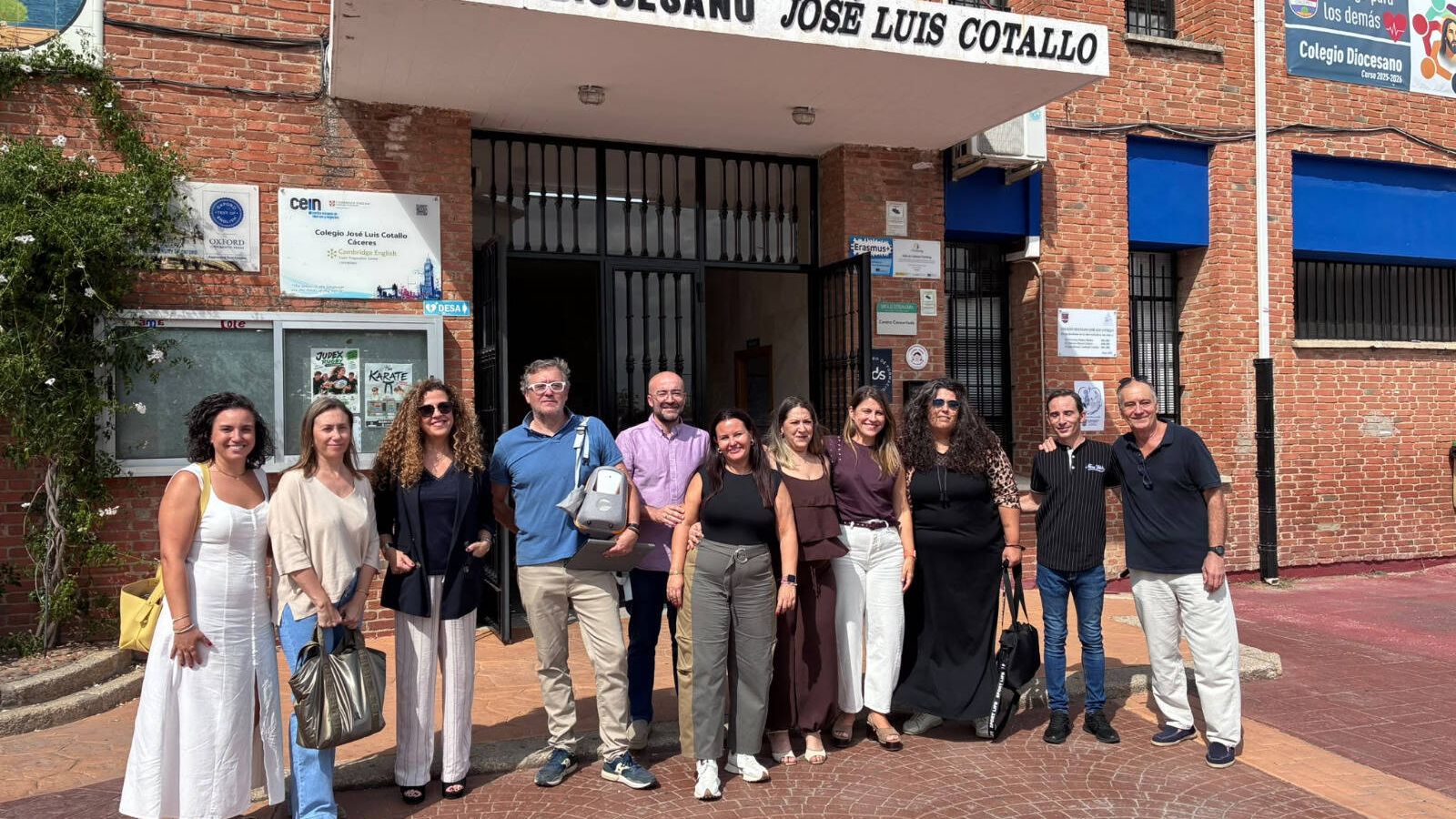 Proyecto ZOE: el robot que pondrá "ojos, voz y oídos" a los alumnos extremeños que padecen cáncer