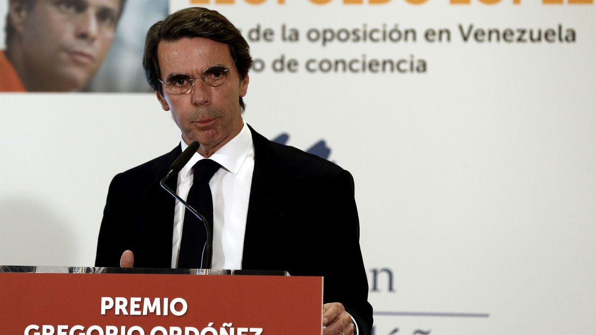 Aznar reaparece y pide a su partido "pasar a liderar una estrategia de victoria"