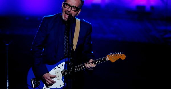 Foto: El cantante Elvis Costello en un concierto en Nueva York. (Reuters)