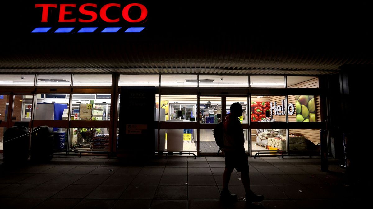 Detienen a un sospechoso de contaminar comida en supermercados de Londres