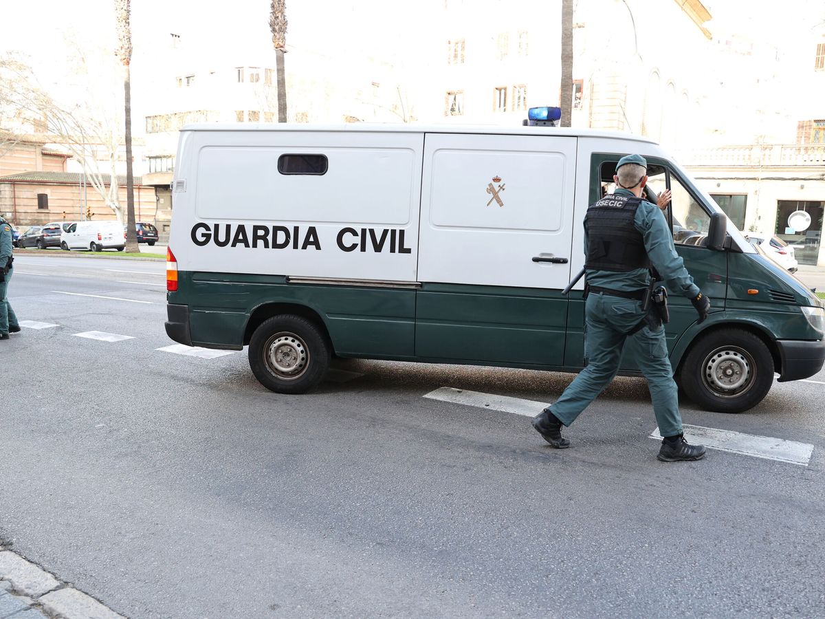 Foto: Furgoneta de la Guardia Civil en una imagen de archivo. (Europa Press/Isaac Buj)