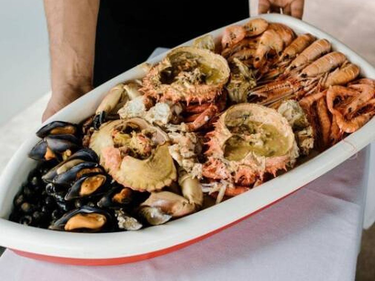 Foto: Así es la marisquería La Chalana, el restaurante que se asocia a las reuniones del caso Koldo García (Instagram/@marisqueriaslachalana)