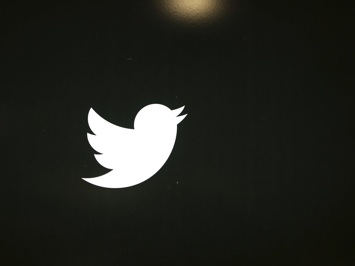 Foto: El fenómeno de escalada virulenta 'ensucia' cada vez más Twitter. ¿Tiene la 'teoría del umbral' la respuesta? (Reuters)