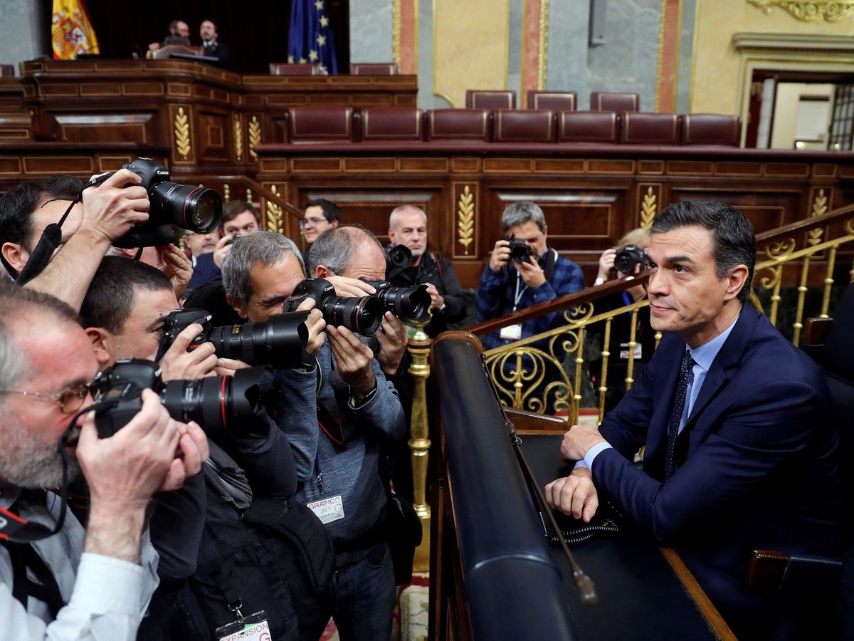 Foto: El presidente del Gobierno en funciones, Pedro Sánchez, este martes al inicio de la sesión constitutiva del Congreso de los Diputados. (EFE)