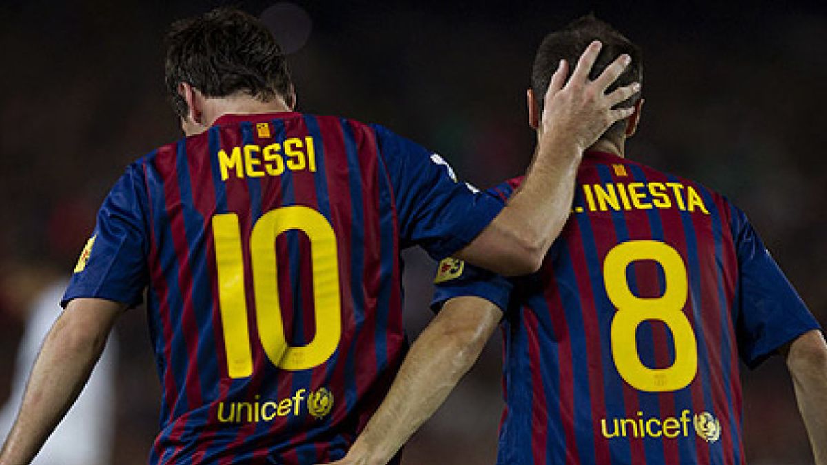 Iniesta contesta a Cristiano: "Es la nota que él se cree. Messi ha hecho una temporada histórica"