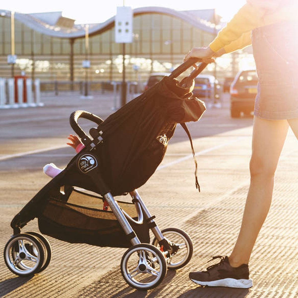 Sillas de paseo la mejor manera de viajar tu bebé de la forma más cómoda