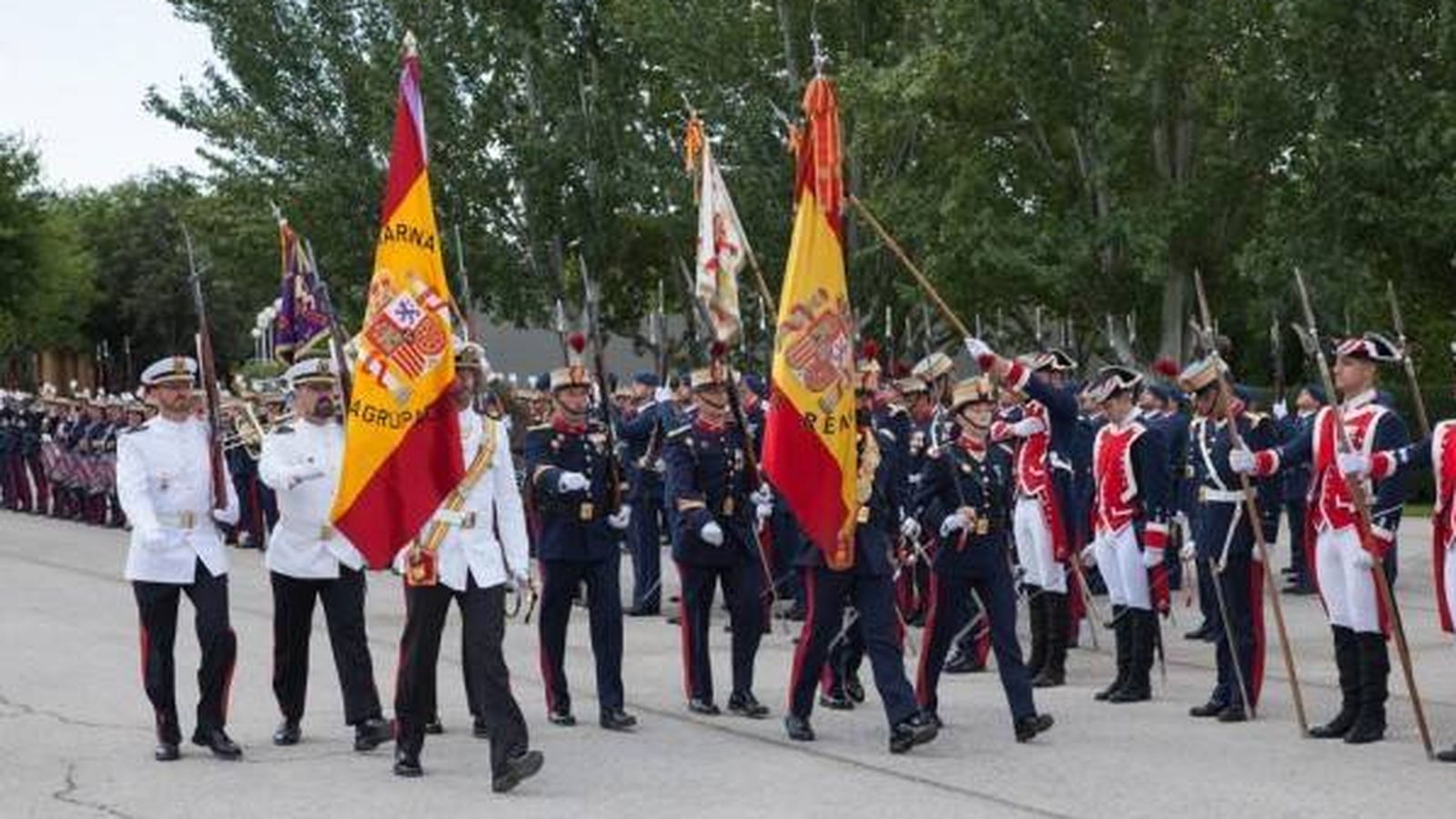 Foto: Acto solemne de jura de bandera de la nobleza en El Pardo. (Diputación de la Grandeza)
