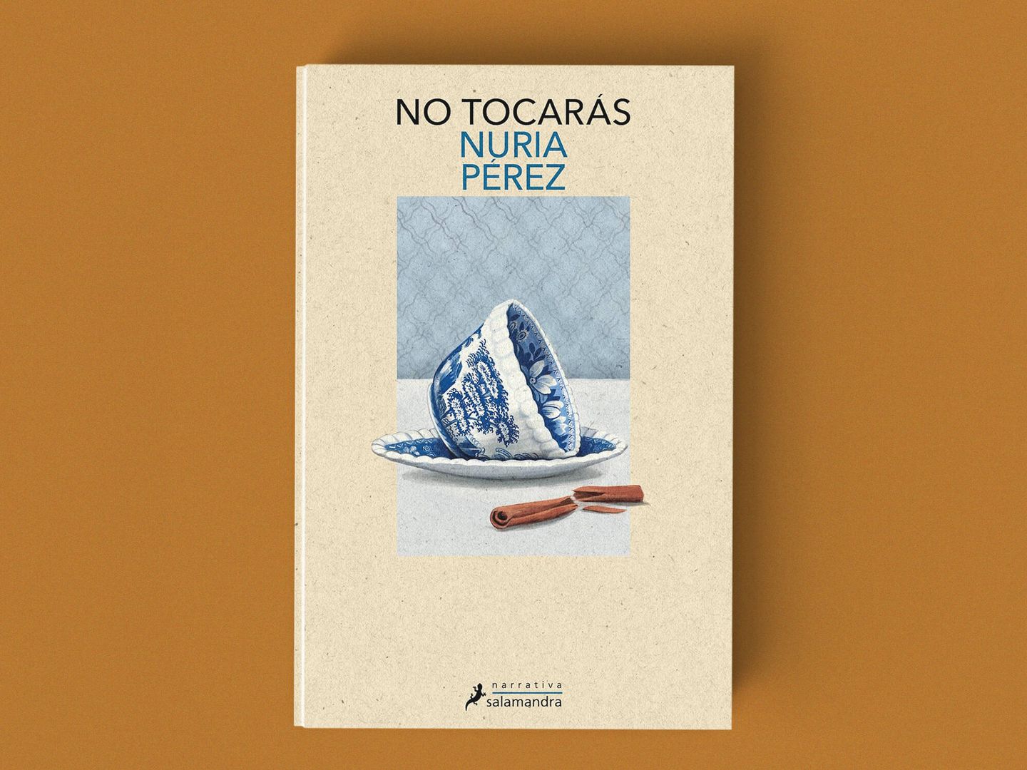 'No tocarás', de Núria Pérez (Salamandra).