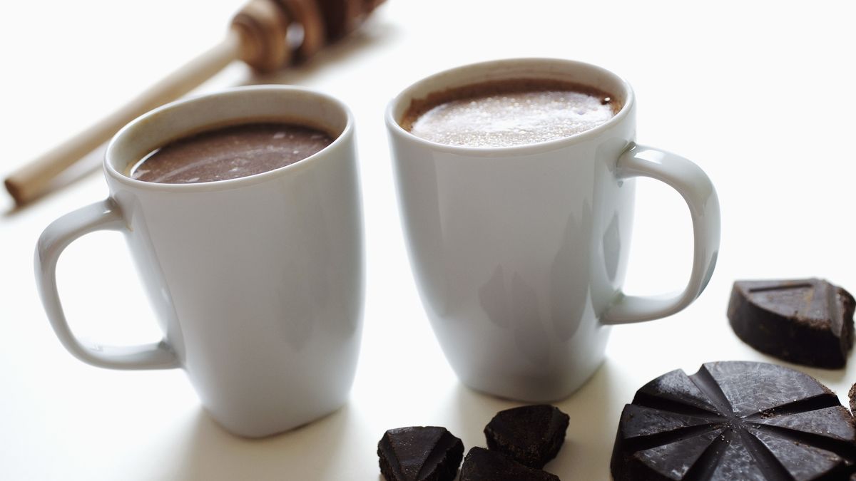 Beber dos tazas de chocolate al día puede ayudar a mantener el cerebro sano