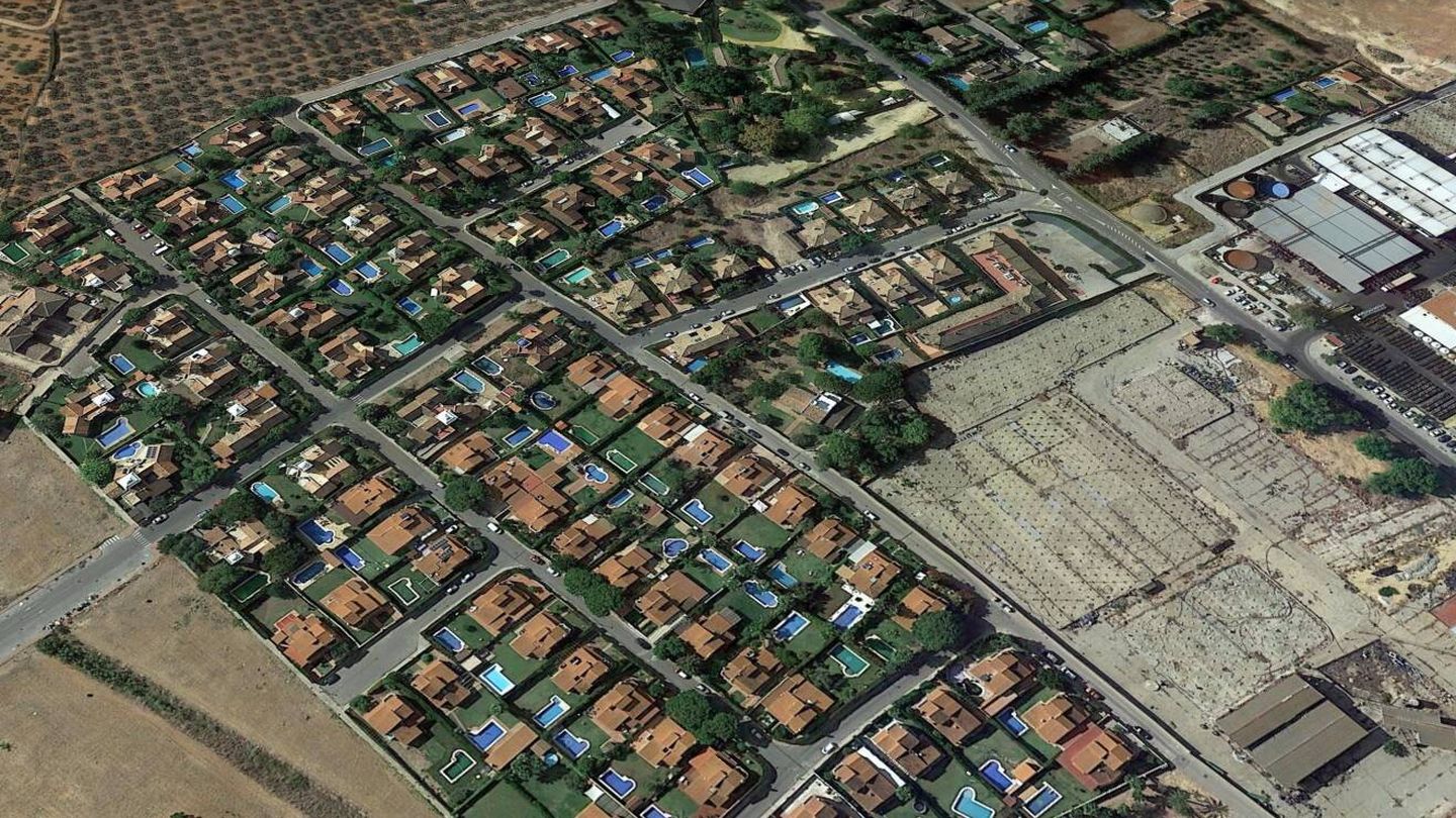Vista aérea de la Urbanización Flor de Loreto, en la que se ubica el chalé. (Google Earth)