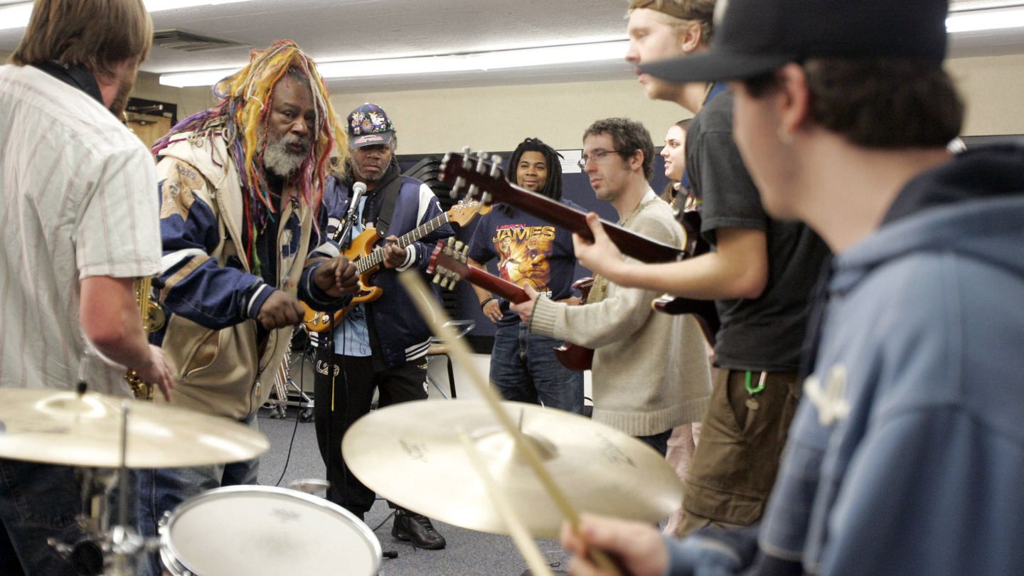 Una clase de funk en la universidad de Berklee, Boston. (Reuters) 